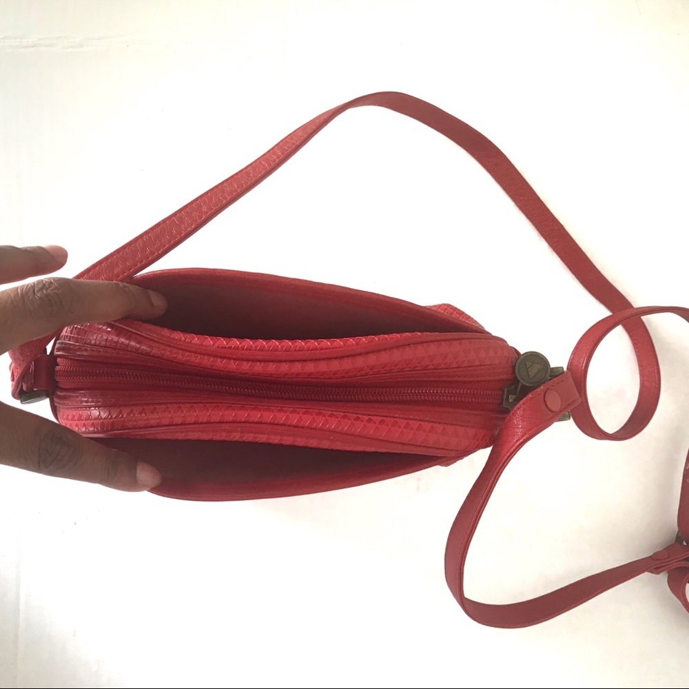 Vintage Liz Claiborne Red Purse - Picture 7 of 8